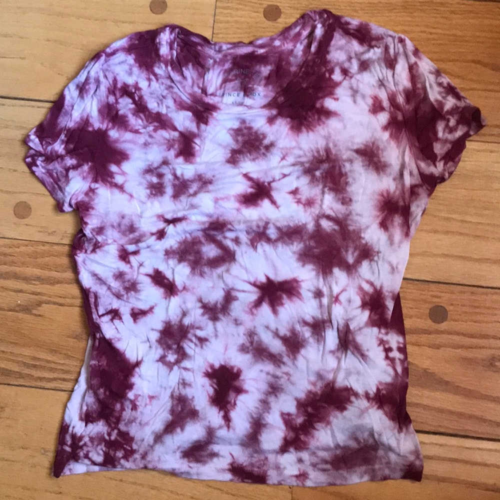 Burgundy and white soft shirt